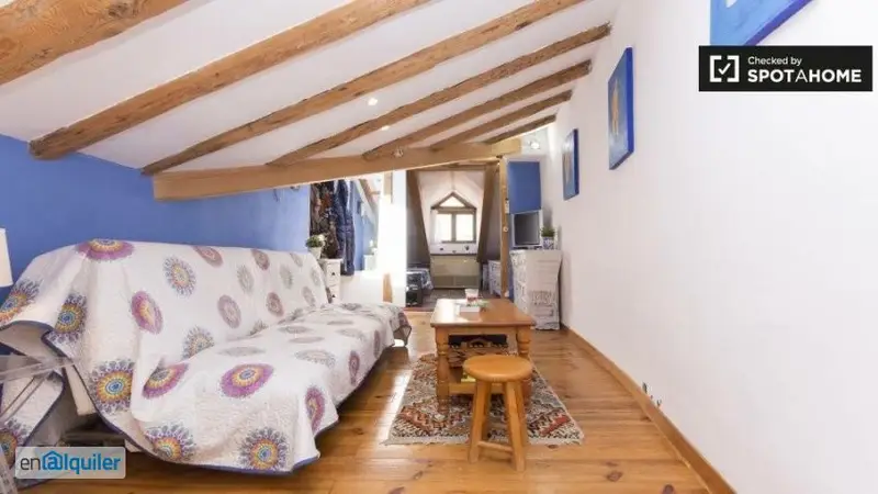 Apartamento 2 Dormitorios Embajadores Amueblado Gastos Incluidos