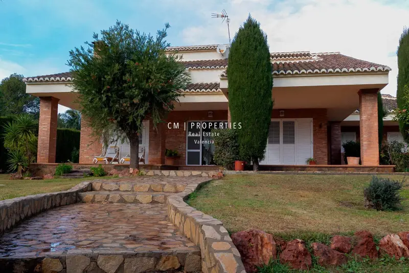 Chalet en Venta Los Monasterios Pucol Valencia