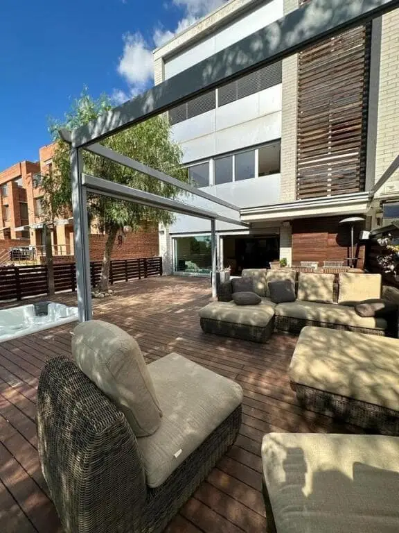 Chalet en Bonanova con Jardin Jacuzzi y 4 Dormitorios