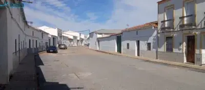 Casa Adosada en Venta Ahillones
