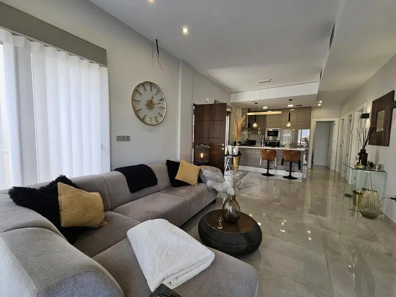 Villa de Lujo en Villamartin 3 Dormitorios Piscina Privada
