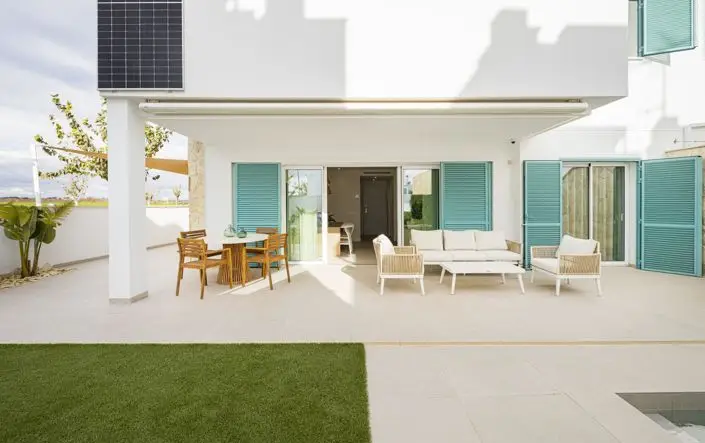 Bungalow en Torre de la Horadada cerca de la playa