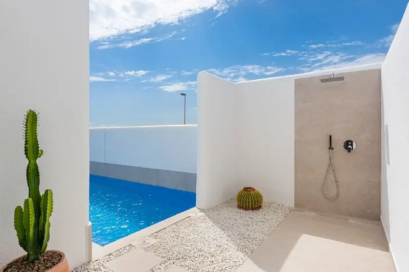 Villa en Dolores con Garaje y Piscina Privada