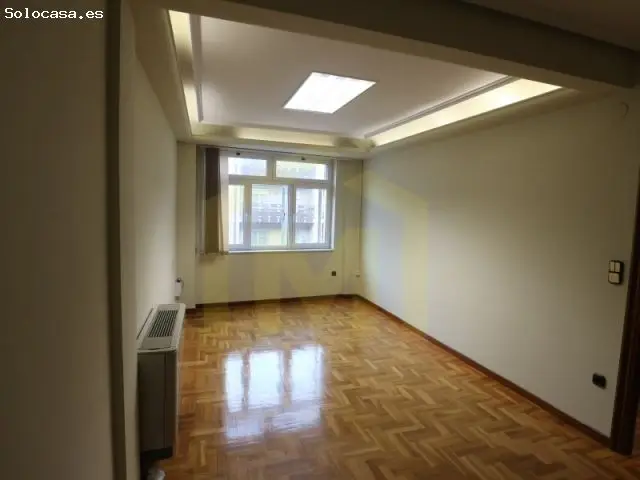 Oficina Alquiler Vacia