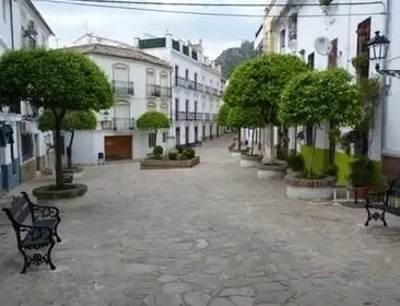 Venta Local Comercial Ubrique 70m2 Plaza Verdura