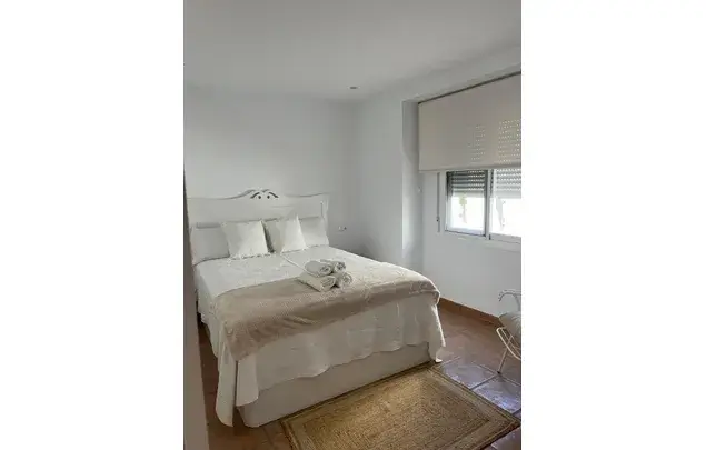 Alquiler Casa 6 Dormitorios 236m² Istán Málaga