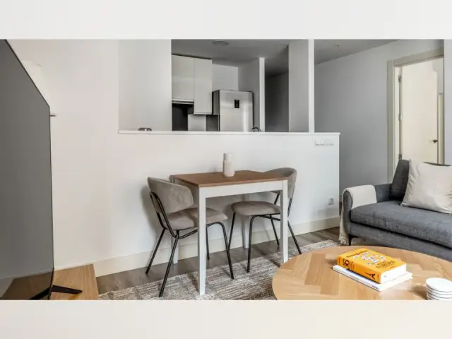 Apartamento 2 dormitorios Madrid Amueblado Plaza Mostenses