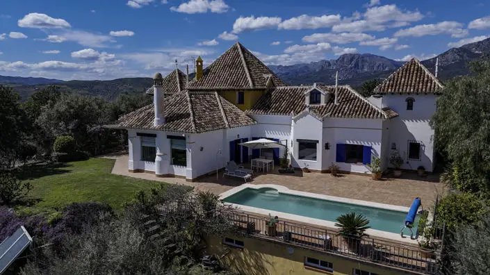 Villa de Lujo 5 Dormitorios en Venta cerca de Periana