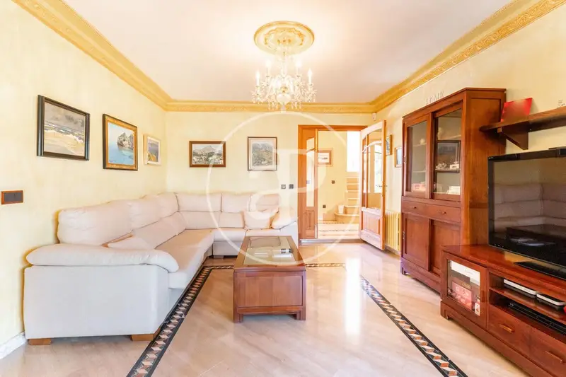 Chalet de Lujo en Es Capdella Mallorca con Vistas Impresionantes