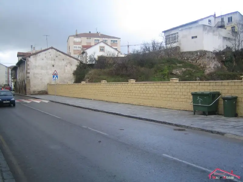 Venta Terreno Reinosa 12 Viviendas Garajes Proyecto Disponible