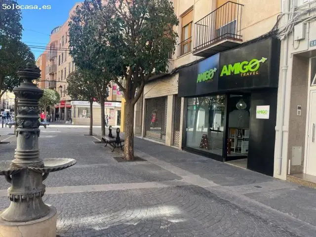 Local Comercial 247m2 Almansa Centro