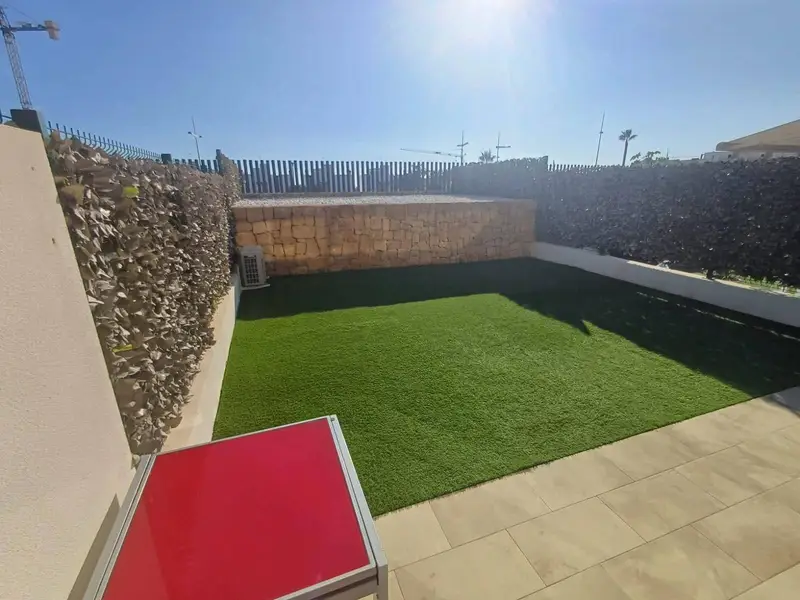 Dúplex en Finestrat con 3 habitaciones, terraza y piscina