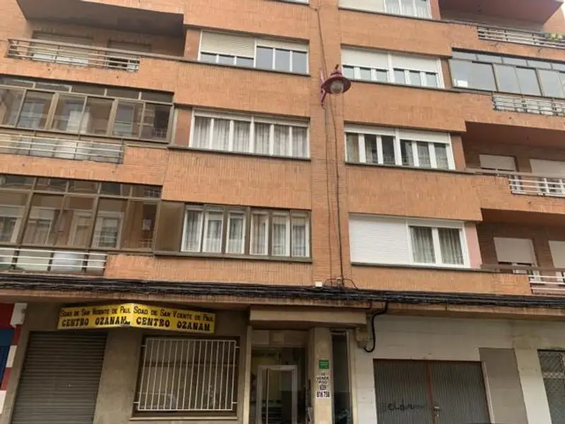 venta Piso en Distrito 6, León (40878267236.522453)- Globaliza