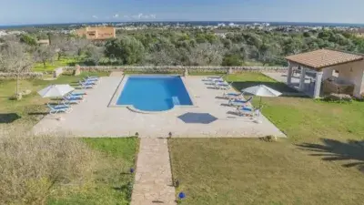 Casa en Alquiler cerca de Portocolom 6 Dormitorios Piscina Barbacoa
