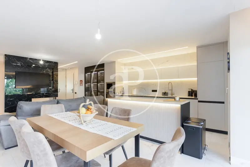 Piso en Venta Sant Joan Despí 3 habitaciones 2 baños reformado