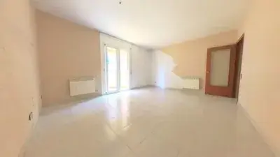 Piso en venta Parets del Valles 3 habitaciones 87m2