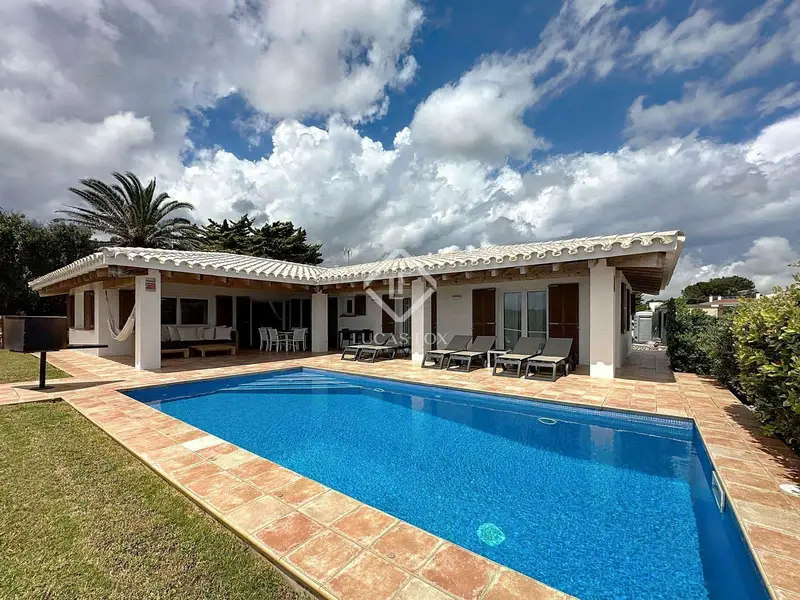 Chalet en Venta Binidali Menorca Vistas al Mar Piscina Privada