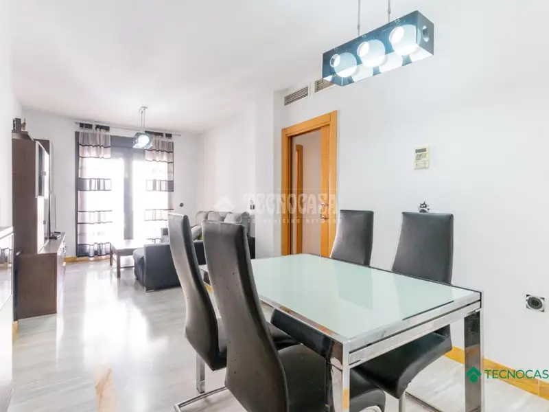 Piso en venta en Av. de Carlos III