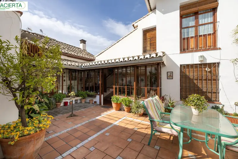 Venta Casa con patio en Albaycin, Granada - Ref: 15620