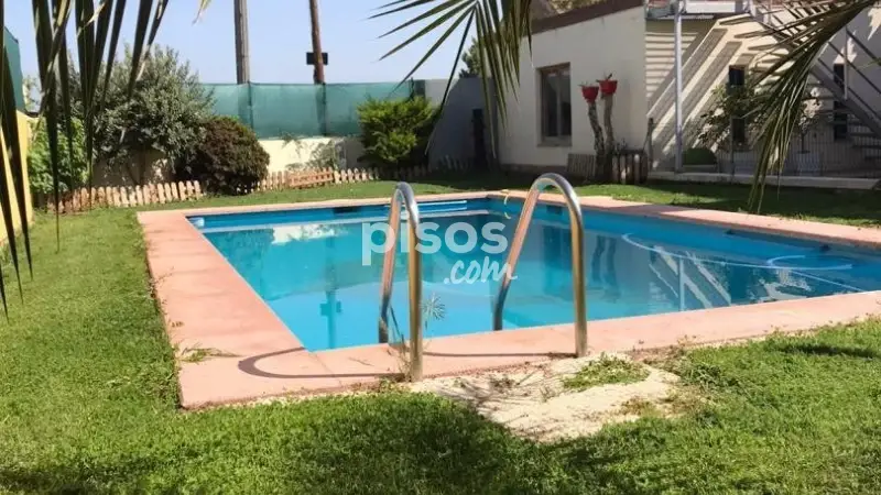 Casa en Venta Calle Pau Casals Chalet Señorial con Piscina
