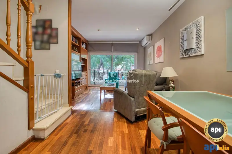 Venta Casa Sant Andreu 4 Plantas Buhardilla Garaje