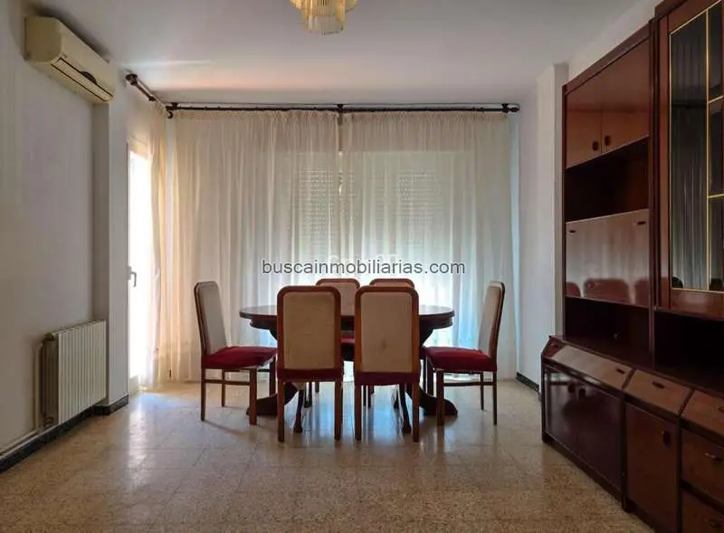 Piso en venta en Lleida zona Clot 4 habitaciones con ascensor