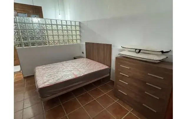 Alquiler Habitacion 650m2 Elche
