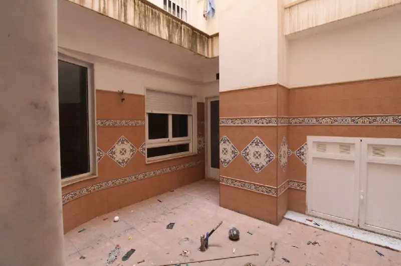 Venta Piso con Patio en Centro Elche