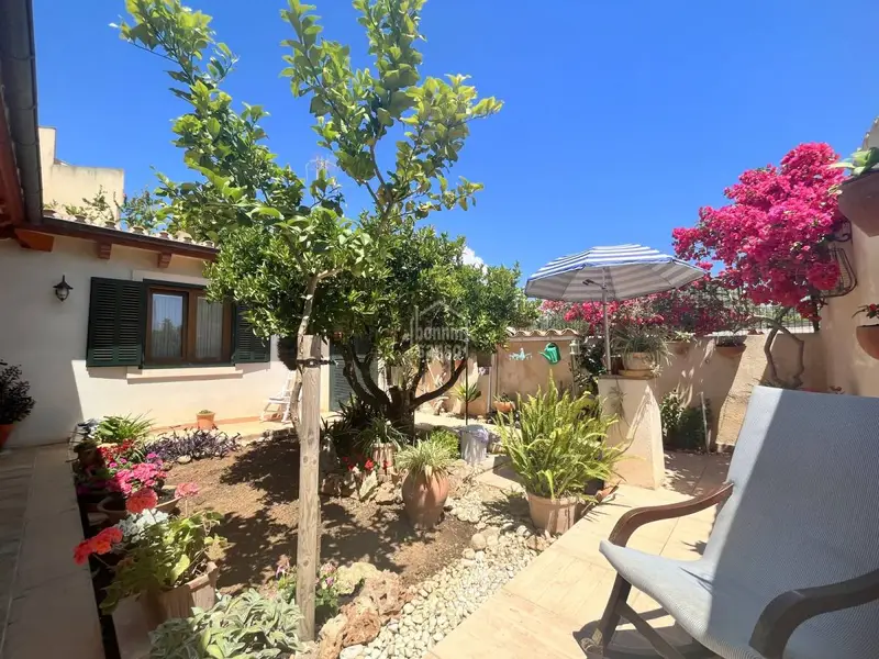 Casa Adosada Cala Bona Mallorca 108m2 3 Dormitorios Jardin
