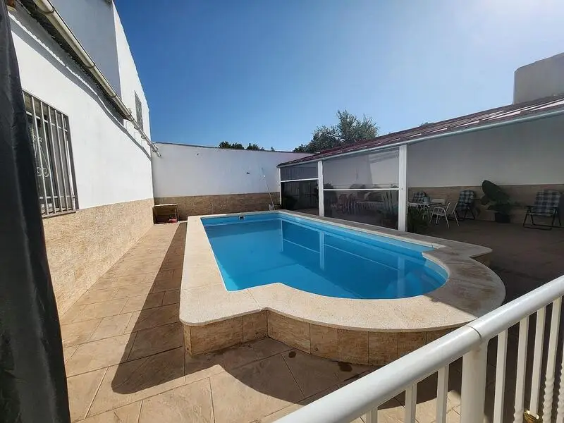 Casa de Campo 7 Dormitorios Piscina Villena