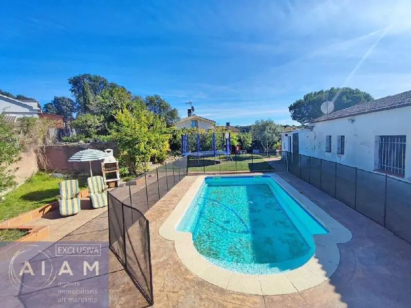 Casa en Mas Altaba con Piscina y Jardin