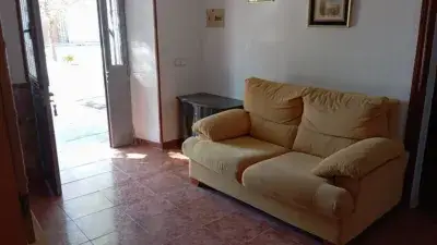 Casa adosada en venta en Calle del Mercado