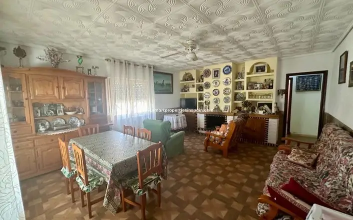 Villa 3 Dormitorios en Venta La Marina Costa Blanca