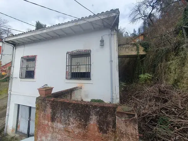 Casa en San Martin Del Rey Aurelio para rehabilitar