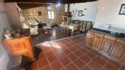 Casa adosada en venta en Calle Diseminado Orbaneja, Número 3