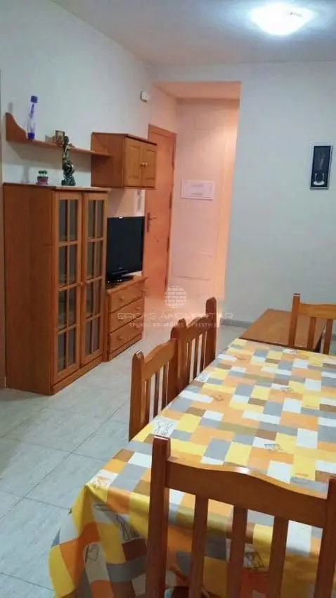 Piso en venta en Torreblanca 6 habitaciones 4 baños