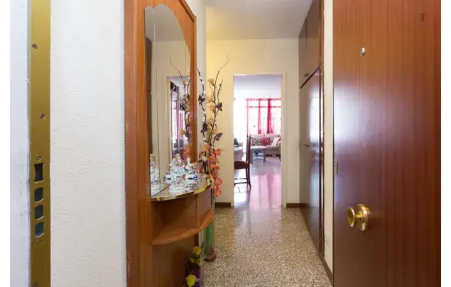 Apartamento 4 Dormitorios Barcelona Alquiler Estudiantes Profesionales
