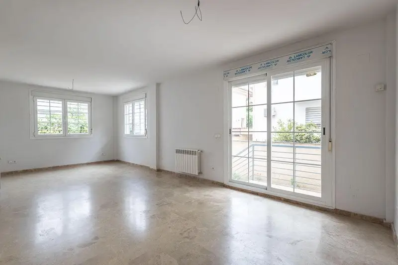 Pareado en Venta Armilla 4 Dormitorios 3 Banos Gran Garaje