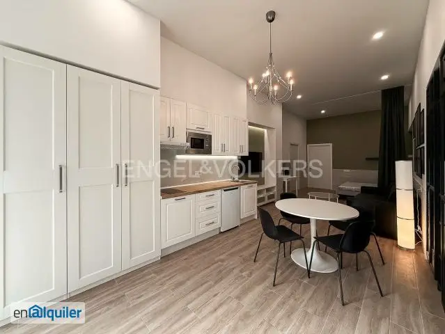 Alquiler Loft Amueblado Jesús Valencia