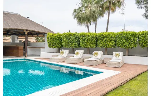 Villa de Lujo en Nueva Andalucía 5 Dormitorios 510m2
