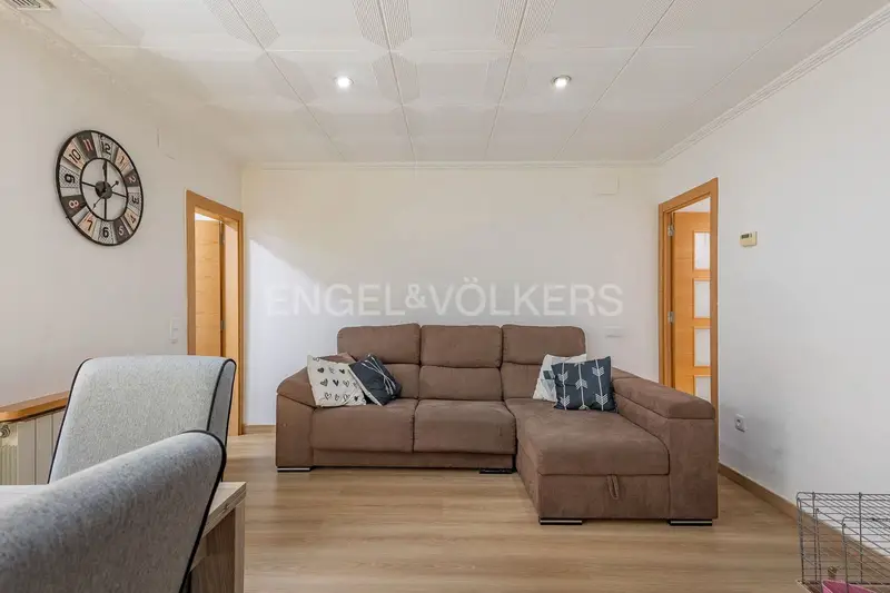 Apartamento en Venta Terrassa 3 Dormitorios Patio Reformado