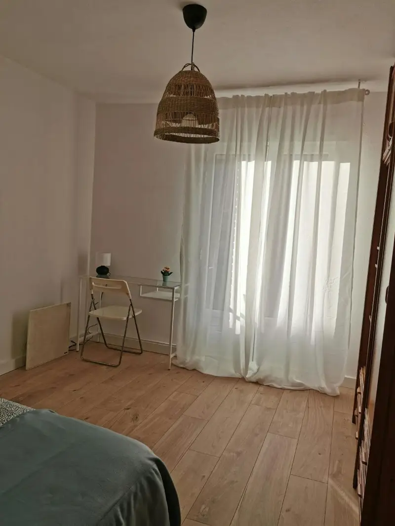 Habitacion Alquiler Gijon Cerca Playa y Universidad