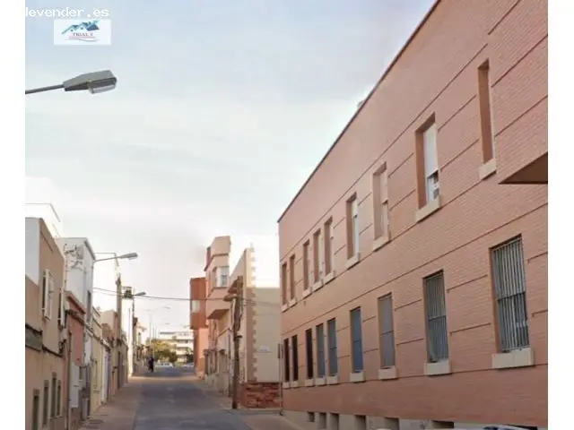 Venta Piso Almería Sin Posesion Oportunidad Inversores
