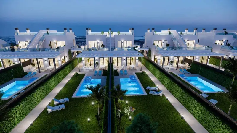 Villas de Lujo en Los Alcázares Frente al Mar