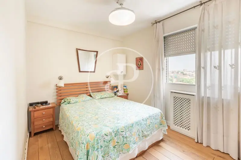 Alquiler Piso Ciudad Lineal 111m² 3 Dormitorios Piscina y Garaje