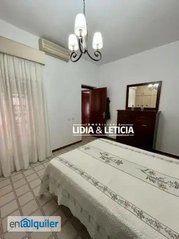 Alquiler Casa Aire Acondicionado Terraza Centro Alcalá Guadaíra