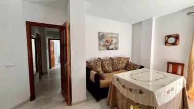 Estudio en Barrio Alto 55m2 Amueblado con Plaza Garaje