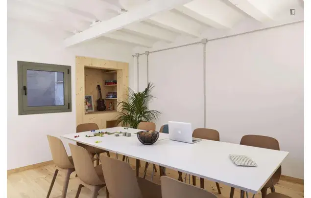 Alquiler Apartamento 7 Dormitorios Barcelona 3-24 Meses