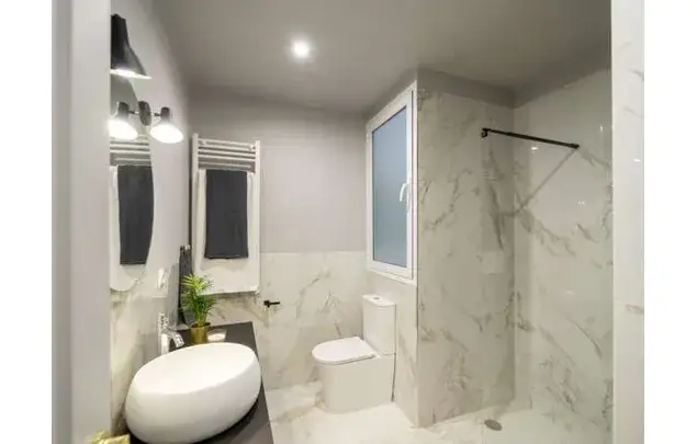 Alquiler piso 3 dormitorios 160m2 Valencia