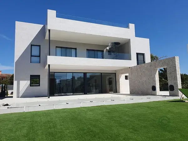 Chalet en Llucmajor con Vistas al Mar y Piscina